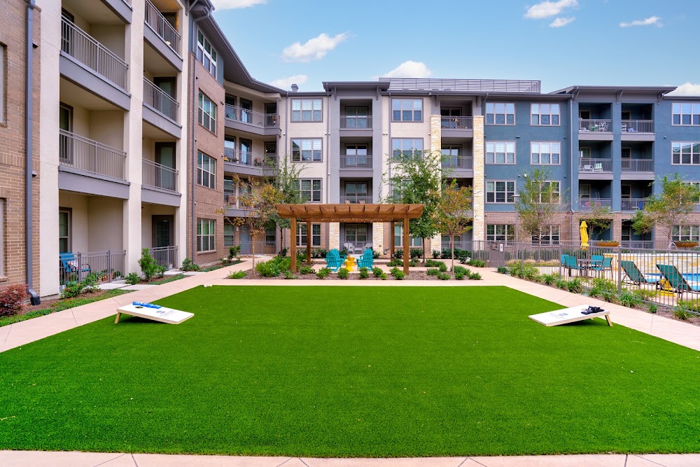 The Orchards Market Plaza Plano