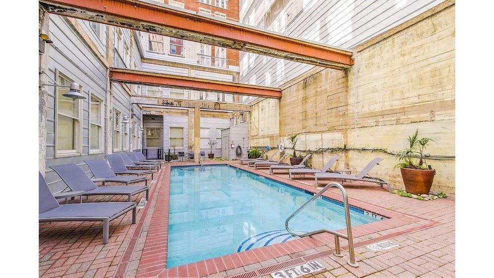 Interurban Building Apartments