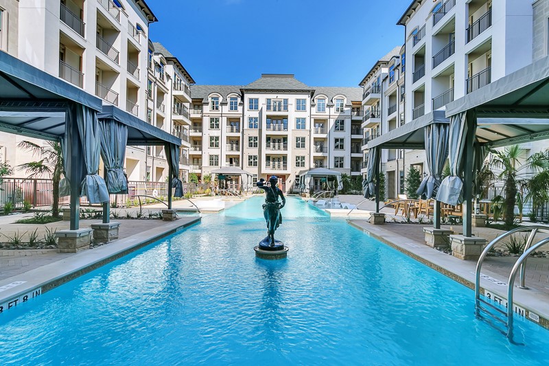 The Huntington Apartments