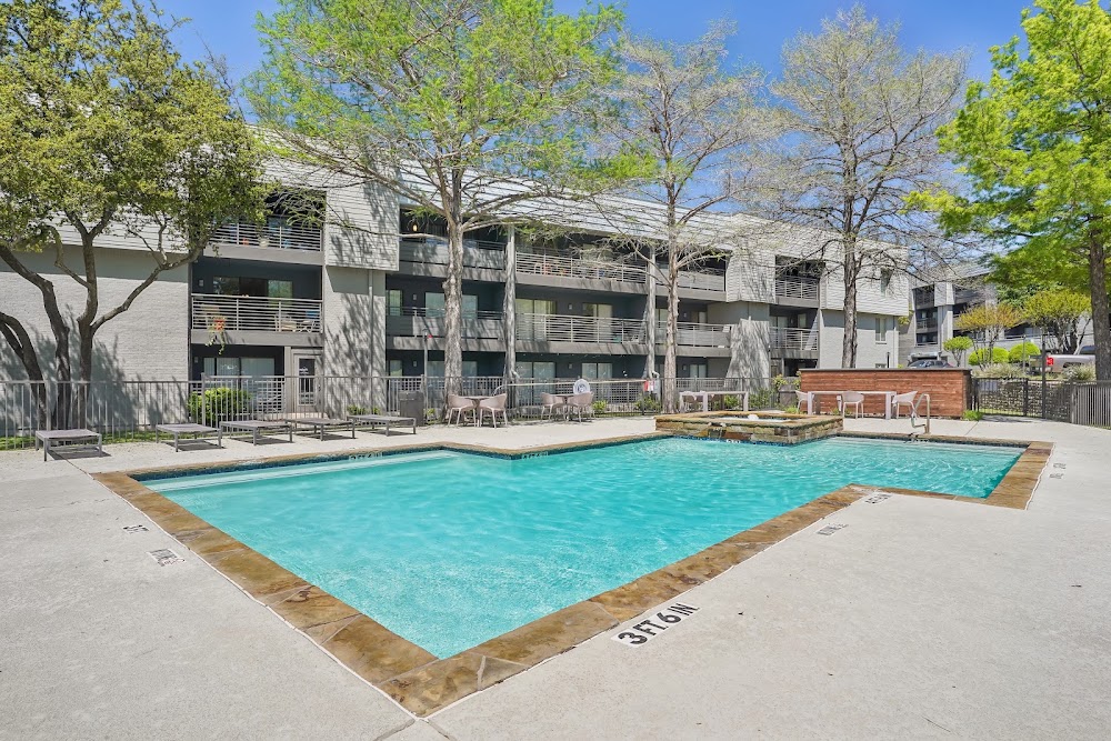 Halston Apartments