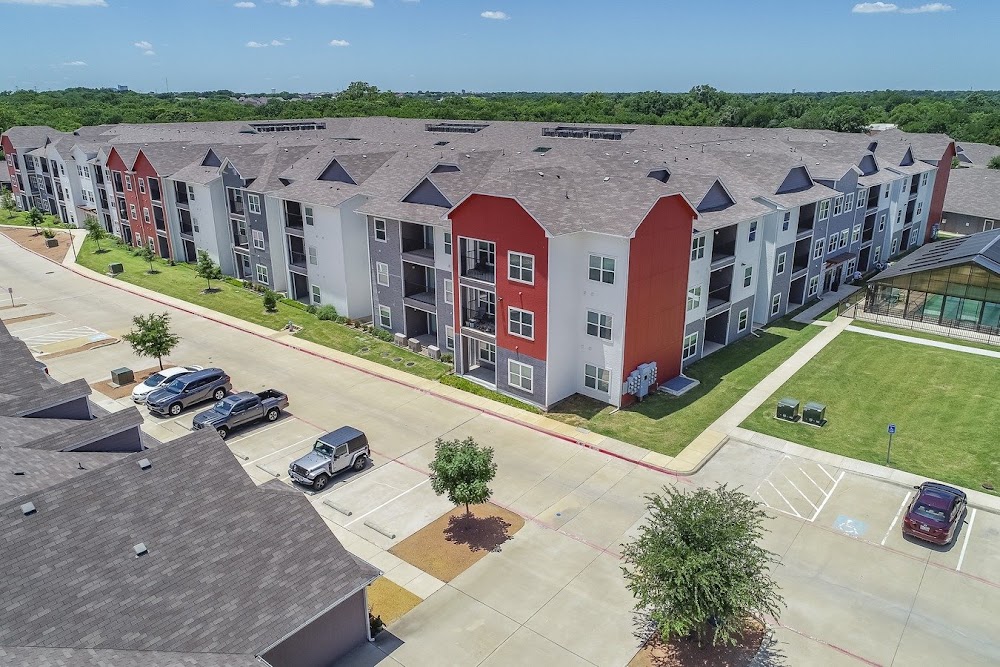 Park Residences Plano 55+ Cottages & Apartments
