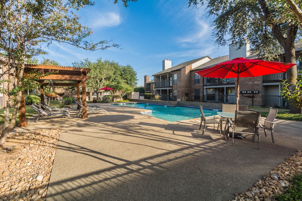 Legacy Apartments
